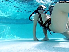 Underwater Show - perky tits xxx
