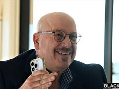 Любители, Большие сиськи, В первый раз, Ласковые ручки, Хд, Милф, Молоденькие, Втроем