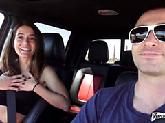 Grote kont, Grote lul, Pijpbeurt, Auto, Hondjeshouding, Natuurlijke tieten, Buiten, Tieten likken