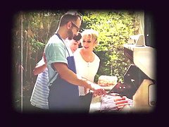 Grosser arsch, Grosse titten, Blasen, Braunhaarige, Vollbusig, Geschnappt, Hd, Sohn