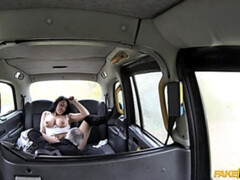 Amateur, Anal, Voiture, Tir de sperme, En levrette, De plein air, Chatte, Lécher le sphincter