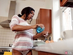 Step mom Kiki Minaj gets her big ass filled with cum - MOM XXX