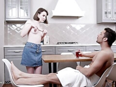 Leie, Grosser schwanz, Blasen, Hundestellung, Zierlich, Kurzes haar, Dürr, Titten