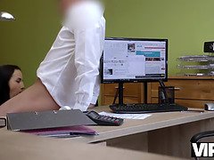 18 jahre, Tschechisch, Hardcore, Hd, Geld, Büro, Tätowierung, Jungendliche (18+)