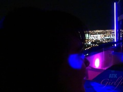 フェラチオ, ダンス, 足コキ, オーガズム, ハメ撮り, ガリガリ, 喫煙, オッパイの