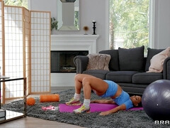 Любители, Красотки, Большая жопа, Минет, Грудастые, Секс без цензуры, Натуральные сиськи, В офисе