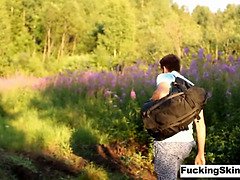 Sucer une bite, Doigter, De plein air, Petite femme, Public, Chatte, Maigrichonne, Adolescente