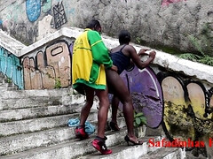 Большая жопа, Черные, Минет, Латиноамериканки, Милф, На природе, На публике