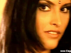 Asiatique, Brunette brune, Noir ébène, Hd, Indienne, Massage, Mère que j'aimerais baiser, Maman