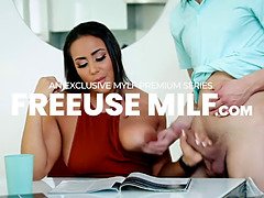 Grosser arsch, Grosse titten, Blondine, Blasen, Spermaladung, Reif, Milf, Schreiend