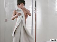 Grosse bite, Gros seins, Noire, Sucer une bite, Noir ébène, Interracial, Nénés, Épouse