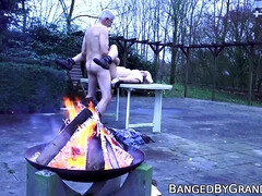 Blond, Pijpbeurt, Lul, Opa, Hd, Natuurlijke tieten, Buiten, Tiener