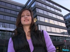 Arsch, Blasen, Betrug, Paar, Hundestellung, Handjob, Pov, Öffentlich