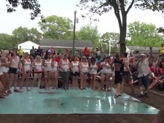 Plantureuse, Fétiche, Petite amie, Orgie, De plein air, Public, Webcam, Mouillée