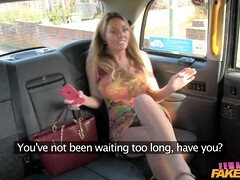 Gros seins, Brunette brune, Doigter, Hd, Lesbienne, Léchez, Chatte, Réalité