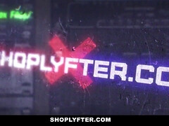 Gevangen, Hondjeshouding, Sperma in gezicht, Hardcore, Hd, Kantoor, Geschoren, Tiener