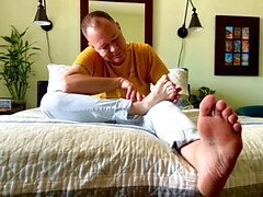 Amateur, Grosse bite, Pieds, Homosexuelle, Masturbation, Mature, Solo, Tatouage