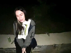 18 años, Amateur, Mamada, Sexo duro, Al aire libre, Público, Coño, Adolescente