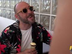 お尻, ブロンド, フェラチオ, チン, なめる, 三人, オッパイの, のぞき