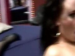 Amateur, Gros seins, Britannique, Groupe, Branlette thaïlandaise, Naturelle, Fête, Echangistes