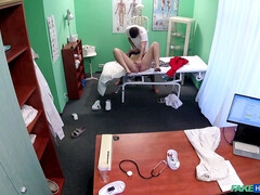 フェラチオ, 医者, 顔射, 足, フェティッシュ, オフィス, アウトドア, ユニフォーム