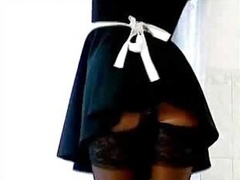 Blondine, Hausmädchen