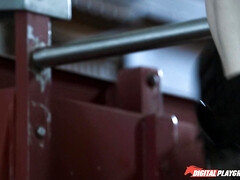 Bikini, Rubia, Tetona, Coche, Médico, Tacones, Al aire libre, Pequeña