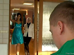 Брюнетки, Фетиш, Пальцем, Хд, Каблуки, Милф, Чулки, Втроем