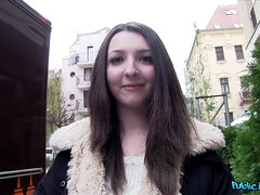 18 jahre, Leie, Blasen, Süss, Handjob, Orgasmus, Öffentlich, Titten