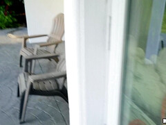 Tussi, Grosse titten, Blondine, Kehlenfick, Fetisch, Fussjob, Mutti, Pov