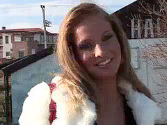 Amateur, Anal, Sucer une bite, Tromperie, Rondelette, Faciale, Grosse, Branlette thaïlandaise