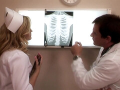 お尻, ブロンド, フェラチオ, 手コキする, ハードコア, オナニー, ストッキング, ティーン