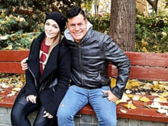 Grosser arsch, Grosser schwanz, Braunhaarige, Hundestellung, Lingerie, Dürr, Jungendliche (18+), Titten