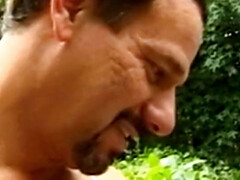 In den arsch, Hinter den kulissen, Blasen, Geile alte tussi, Gehörnter ehemann, Rau, Flotter dreier, Vintage