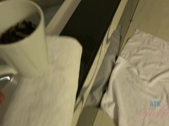 浴室, フェラチオ, 汚れた　, パンティ, ピアス, ハメ撮り, ガリガリ, オッパイの