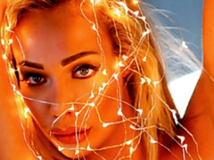 Blasen, Braunhaarige, Hundestellung, Handjob, Küssen, Lecken, Milf, Flotter dreier