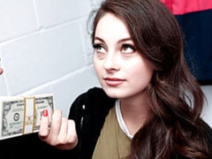 Mamada, Morena, Atrapados, Estilo perrito, Tatuaje, Adolescente, Tetas, Uniforme