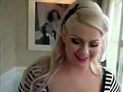 Amateur, Belle grosse femme bgf, Gros cul, Grosse bite, Sucer une bite, Rondelette, Hôtel, Mère que j'aimerais baiser