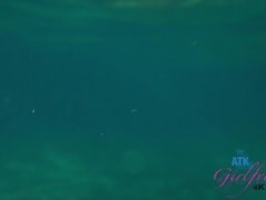 Amateur, Plage, Exhib, Nourriture, Petite amie, Pov, Chatte, Mouillée