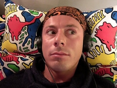 Américain, Asiatique, Salle de bains, Sucer une bite, Brunette brune, Hard, Chatte, Fils