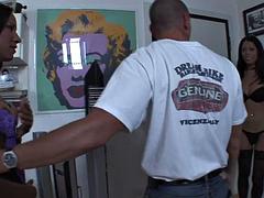 Mooi, Grote lul, Grote mammen, Pijpbeurt, Hardcore, Shemale, Trio, Tieten likken