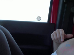 Blondine, Fingern, Freundin, Orgasmus, Im freien, Zierlich, Pov, Nass