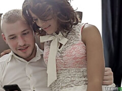 Arsch, Blasen, Hundestellung, Küssen, Muschi, Dürr, Tätowierung, Jungendliche (18+)