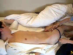 Anal, Asiatique, Tir de sperme, Homosexuelle, Branlette thaïlandaise, Hard, Masturbation, Adolescente