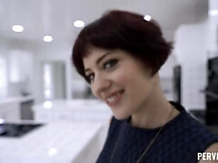 Amateur, Gros cul, Gros seins, En levrette, Branlette thaïlandaise, Léchez, Maman, Chatte