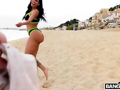 Canela Skin's Juicy Booty Gets Anal Action Outdoors / 12.1.2020