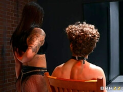 Anal, Bottes, Fille latino, Cuir, Seins naturels, Tatouage, Nénés, Jouets