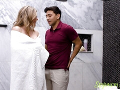 Grosse titten, Blasen, Familie, Milf, Mutti, Muschi, Stiefmutter, Titten