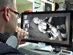 Anaal, Grote mammen, Pijpbeurt, Hardcore, Moeder die ik wil neuken, Openbaar, Tieten likken