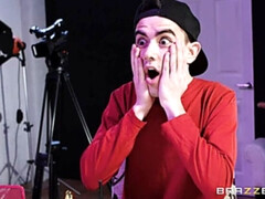 Zwart, Pijpbeurt, Brits, Sperma in gezicht, Handbeurt, Hakken, Reusachtig, Pornster